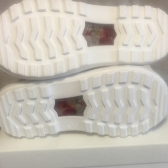 Dolce & Gabbana Girl’s Rainboots 100% Authentic in Box. New. Never used. - Picture 5 of 8